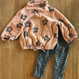 Jessica Simpson Long Sleeve Flower Outfit